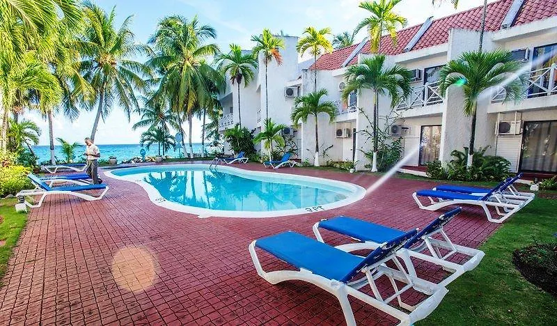 Idyllic Beachfront Condo Ocho Rios