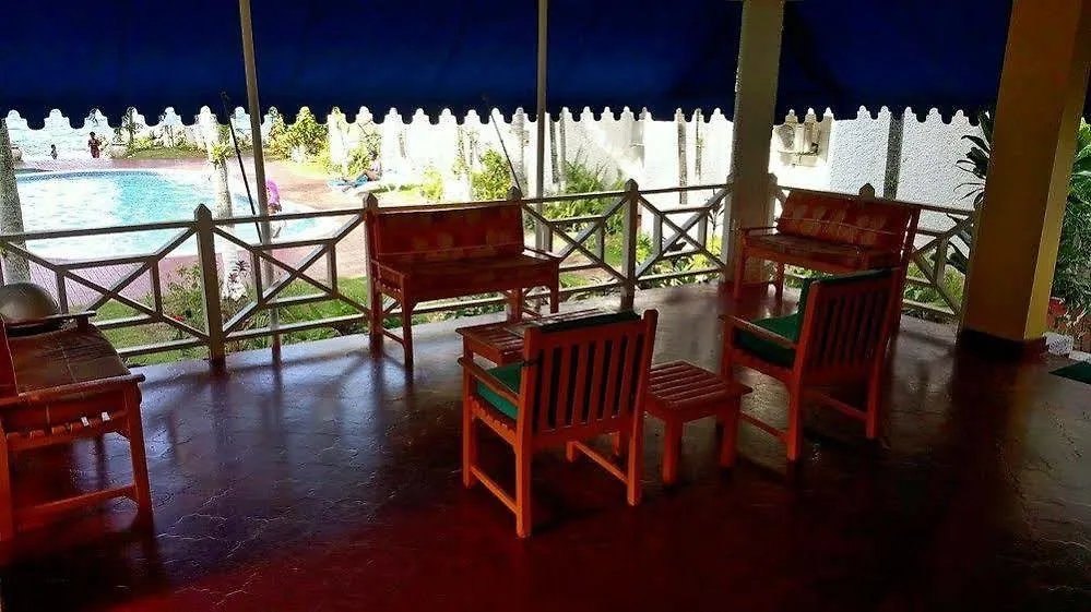 Idyllic Beachfront Condo Ocho Rios