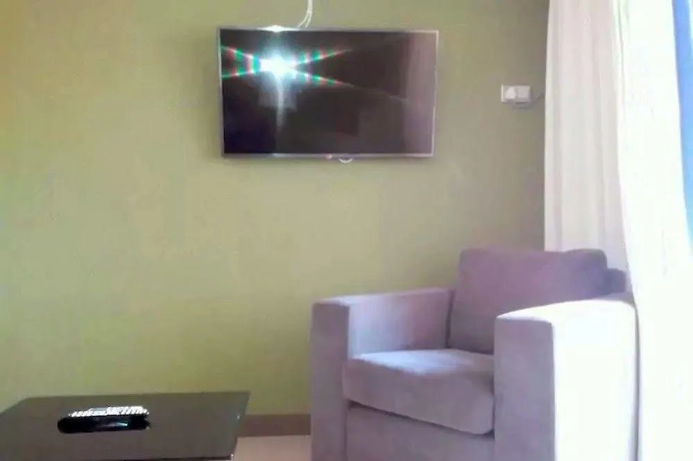 Idyllic Beachfront Condo Ocho Rios Daire